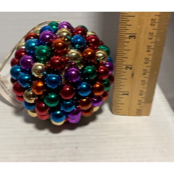 Colorful Beaded Ornament Ball & Matching Wreath Green Leaves Christmas Holiday - Picture 7 of 7